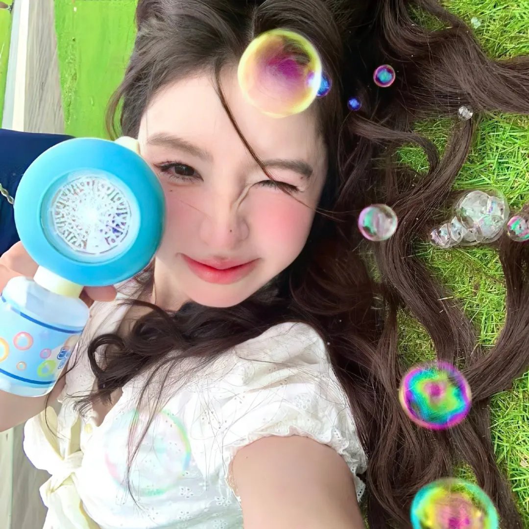 安达与岛村在线观看